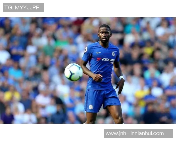 果阿后卫桑德什西甘与吕迪格神似引热议球迷们怎么看这对撞脸现象